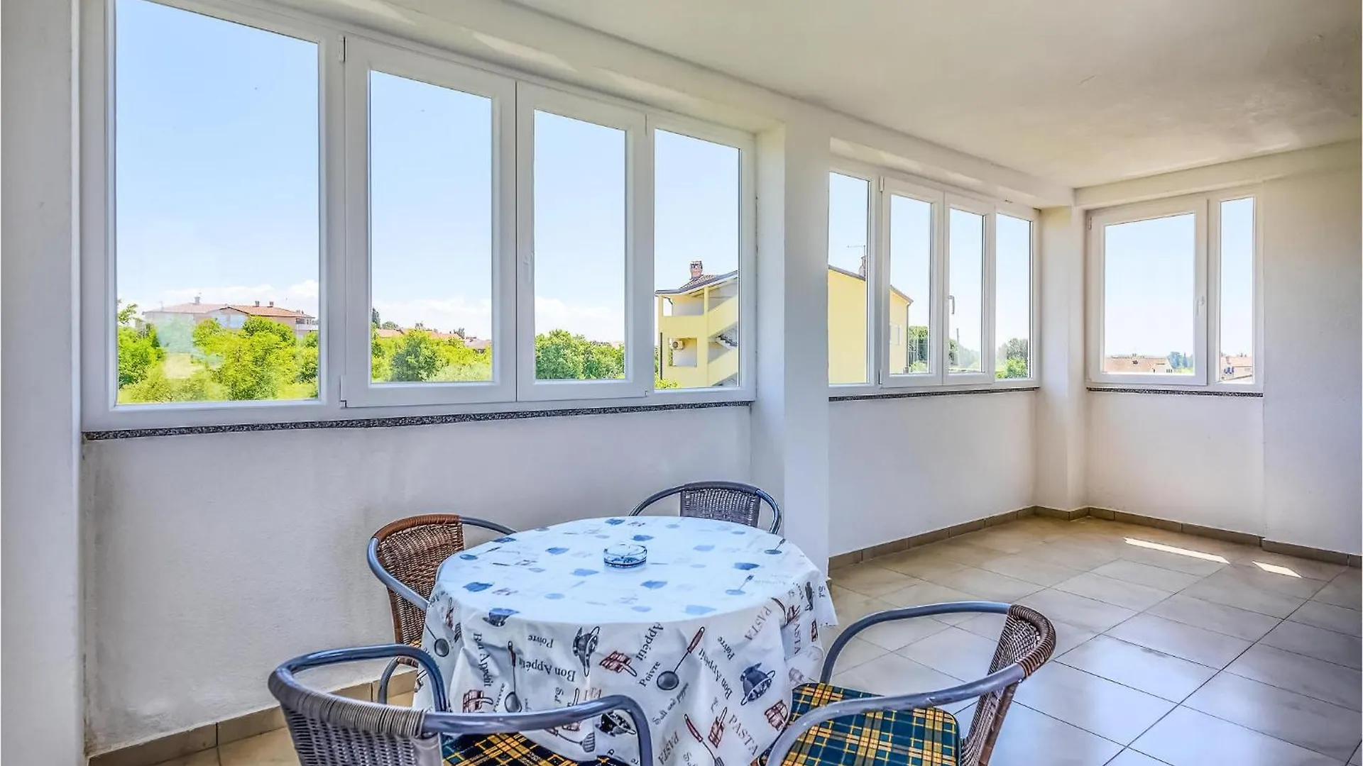 Beautiful Apartment In Umag With Wifi 0*,  Chorvatsko