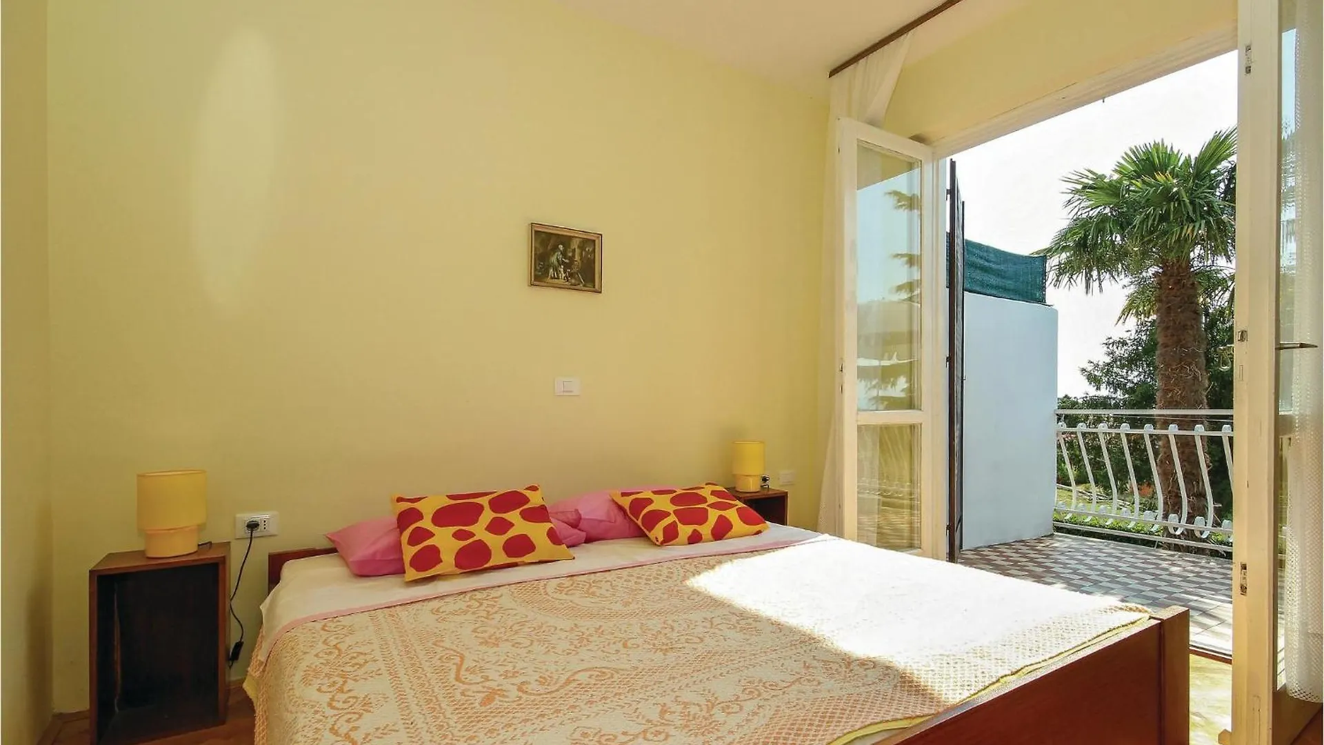 Beautiful Apartment In Umag With Wifi